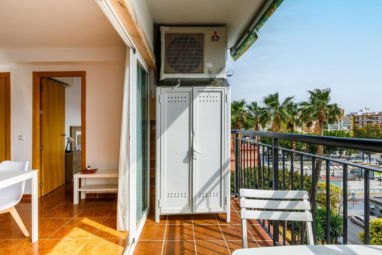 A&N Azucena Apartment Torre Del Mar Luaran gambar