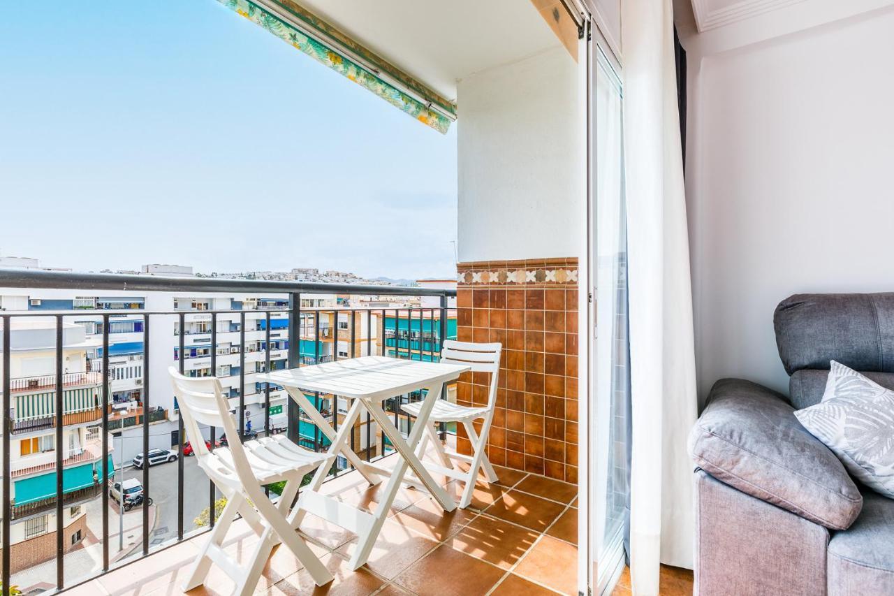A&N Azucena Apartment Torre Del Mar Luaran gambar