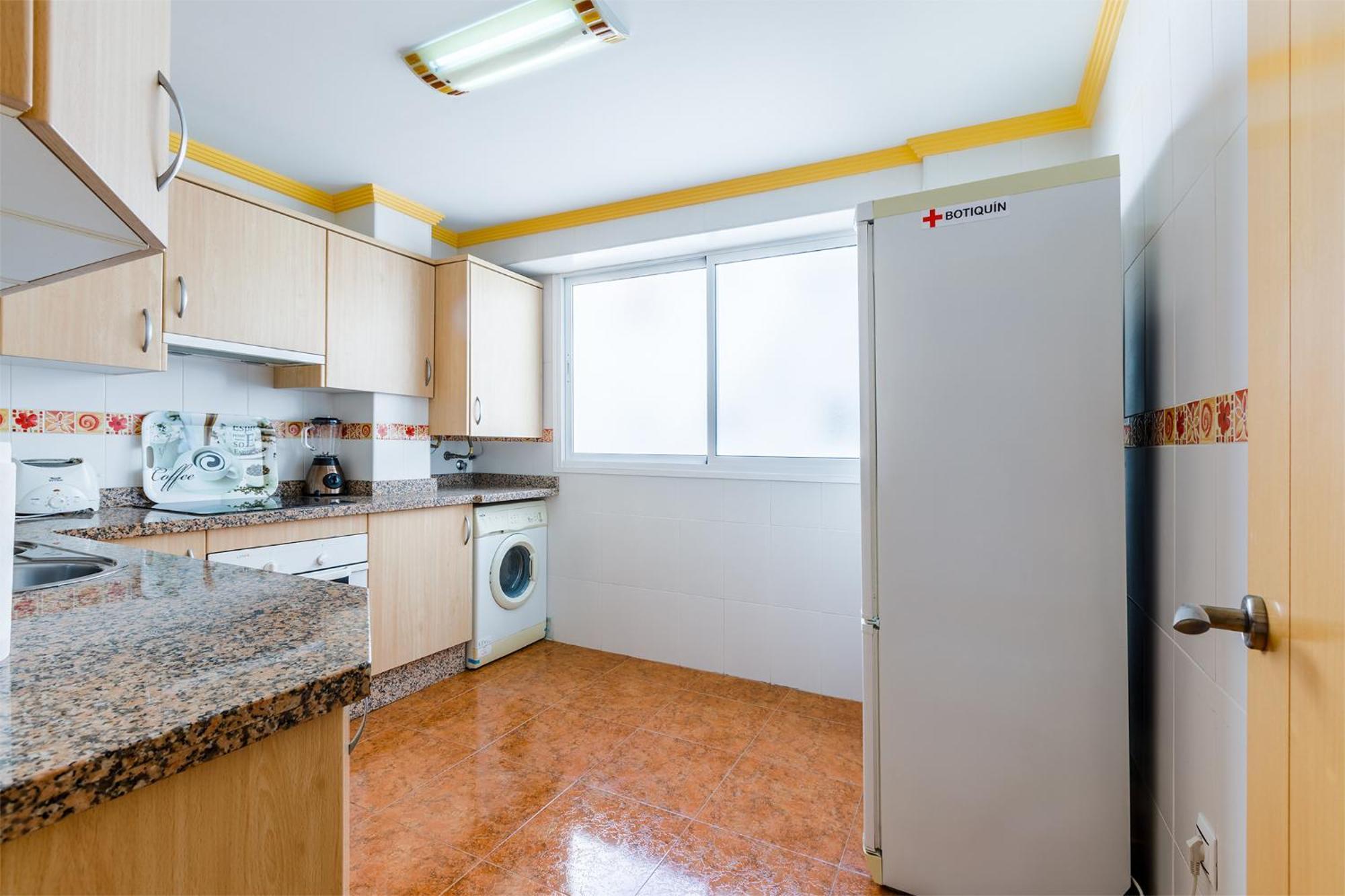 A&N Azucena Apartment Torre Del Mar Luaran gambar