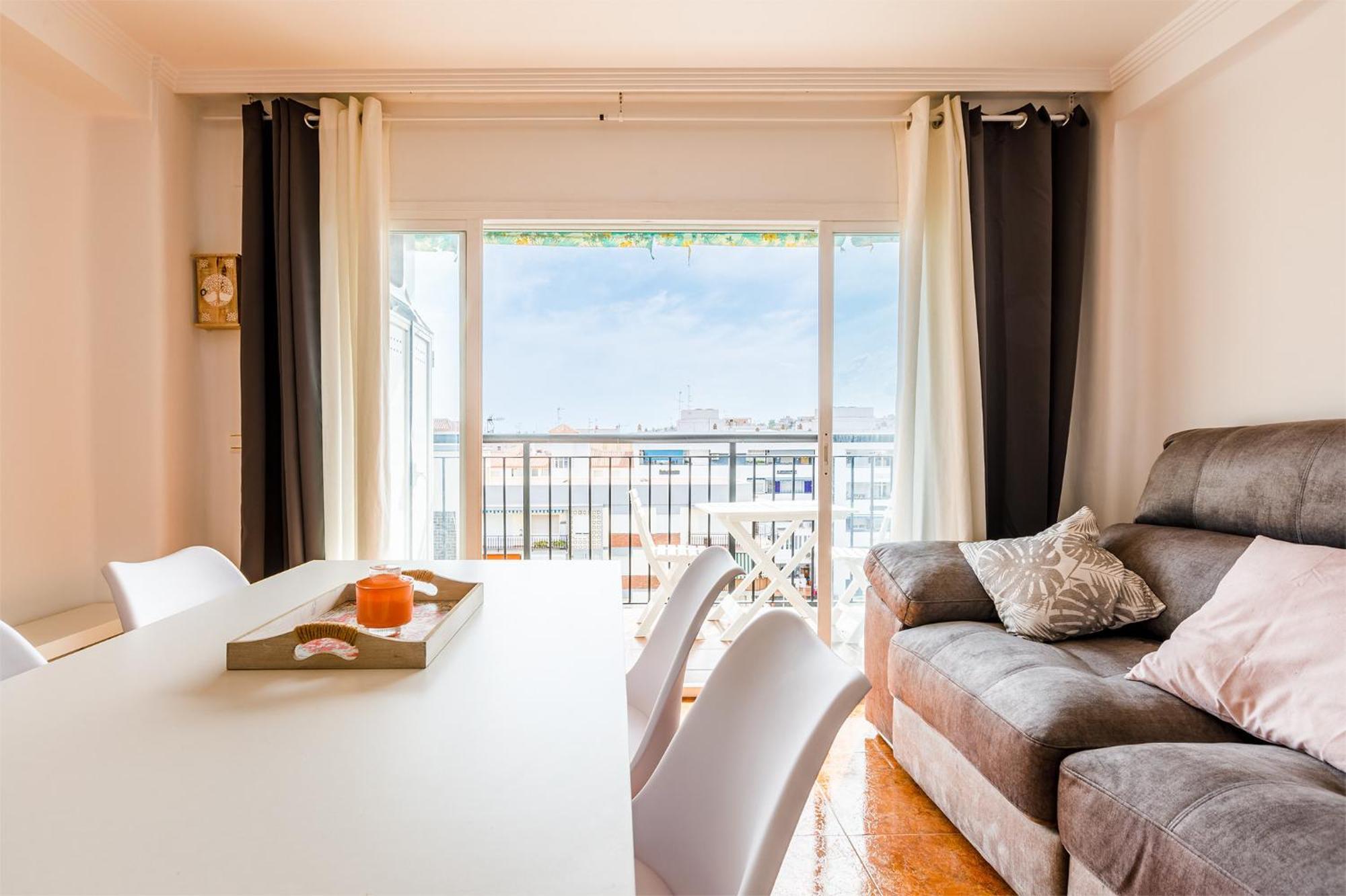A&N Azucena Apartment Torre Del Mar Luaran gambar